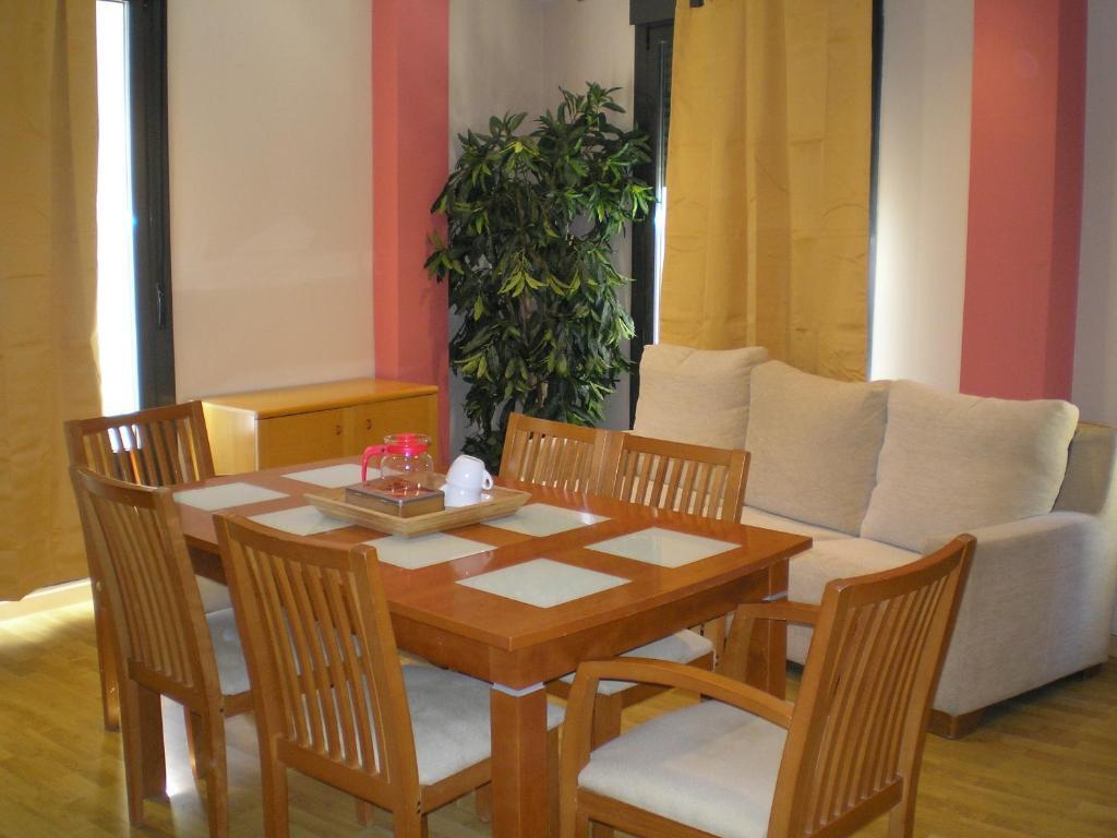 Apartamentos Plaza Espana Deluxe Zaragoza Ngoại thất bức ảnh